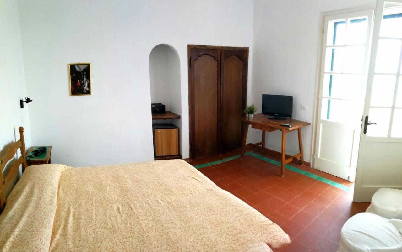 Hotel Villa Furia ベラーリア・イジェア・マリーナ エクステリア 写真